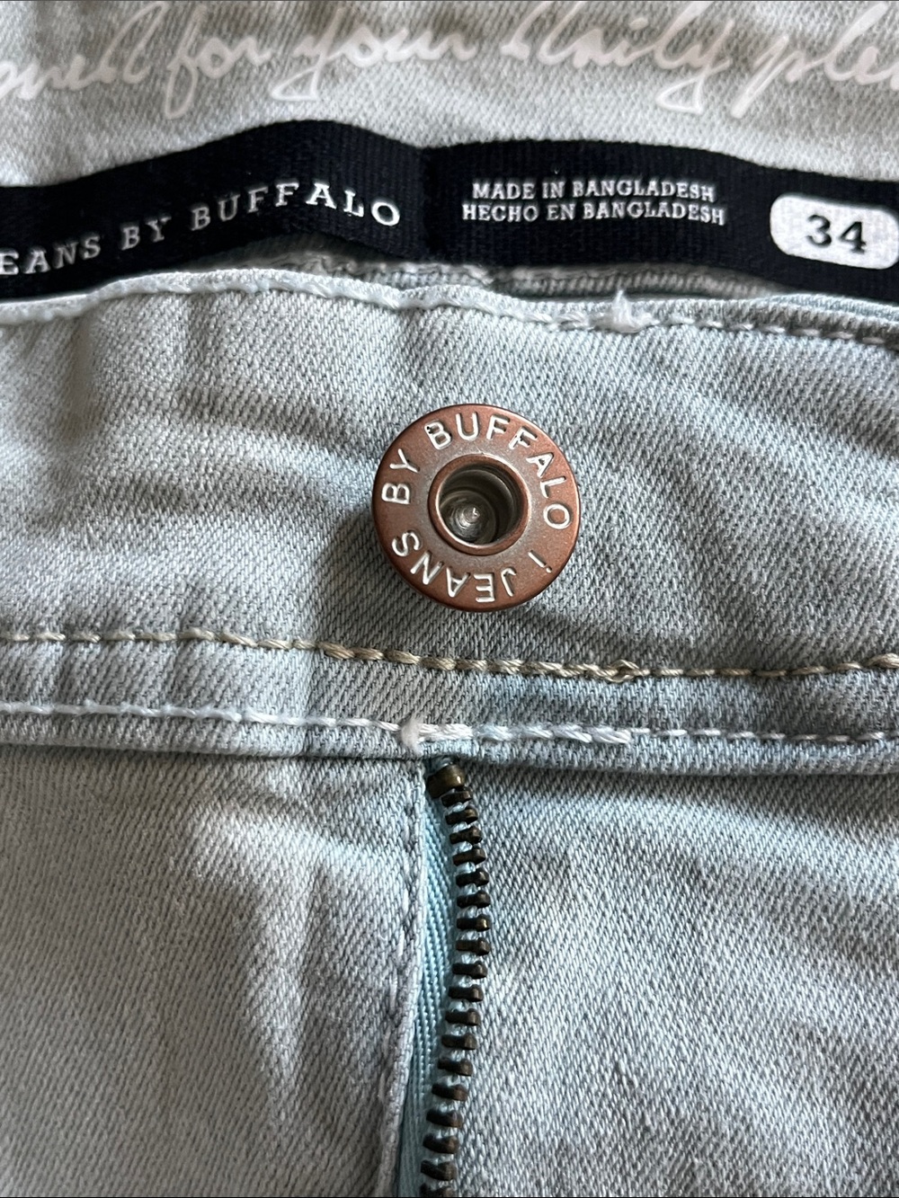 Buffalo David Bitton Spencer-X Straight Denim Shorts 34 NWT Light Wash Stretch - Picture 9 of 11